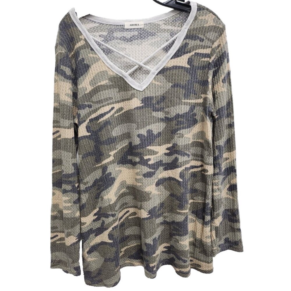 Adora Womens BOHO Tunic Top Large Green Camouflage Thermal Criss Cross Neck